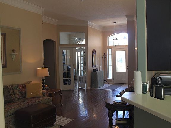 3rd image of 505 Tansy Ct