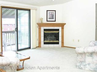 1340 Geneva Rd APT 15, Menasha, WI 54952