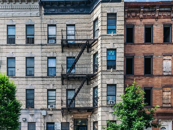 3rd image of 765 Macdonough St APT 3C