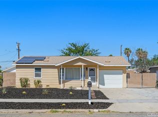 415 S Carmalita St, Hemet, CA 92543