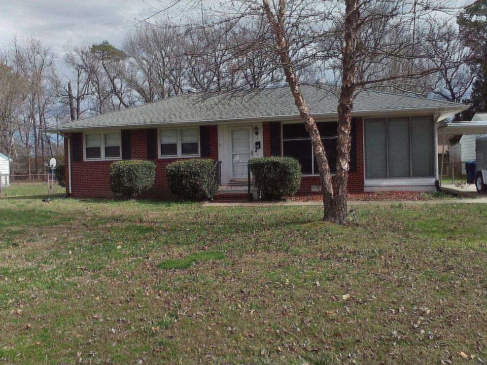 1st image of 5 Kingwood Dr