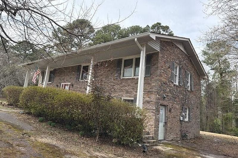 2nd image of 7316 Pinewood Dr