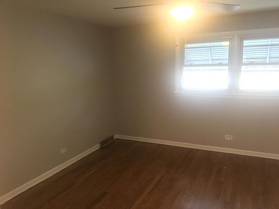 4th image of 7925 S Greenwood Ave