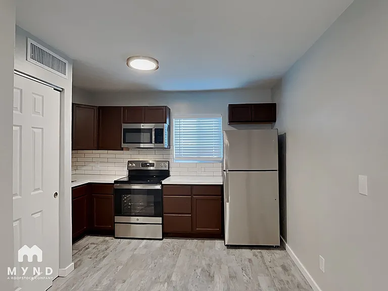 12707 W Tasha Dr #2 — Photo 7