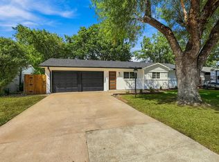 7713 Noreast Dr, North Richland Hills, TX 76180