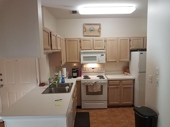 5th image of 140 Veracruz Dr Unit 616