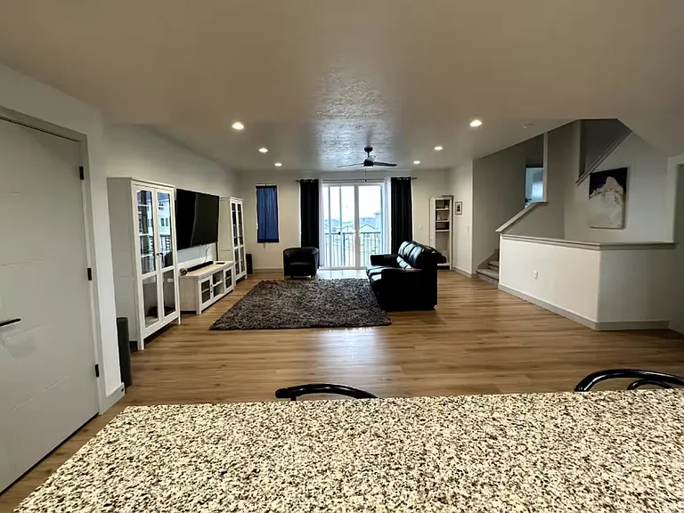 1875 E 880 N — Photo 6