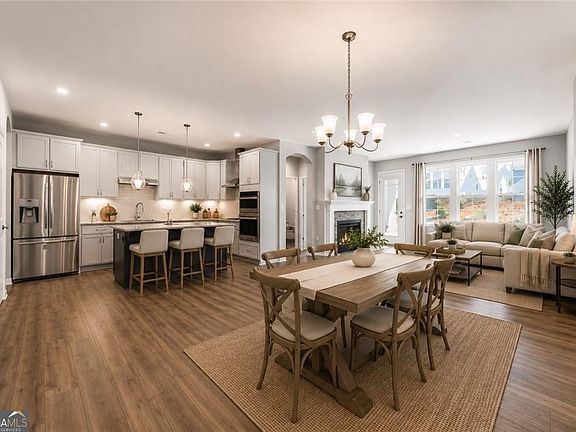 3rd image of 74 Aspen Way