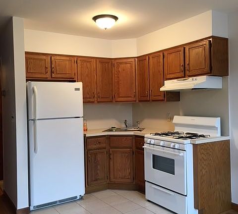 5th image of 300 Court St #1