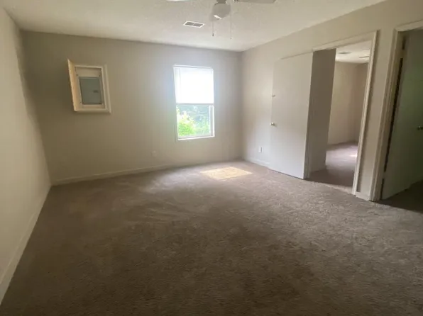 1632 Schaffer St, Dyersburg, TN 38024