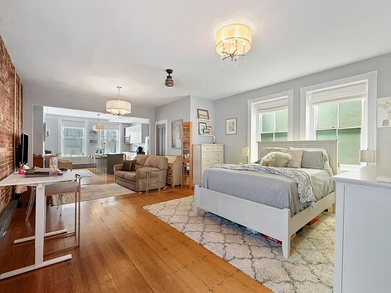 1411 Washington St #24 — Photo 4