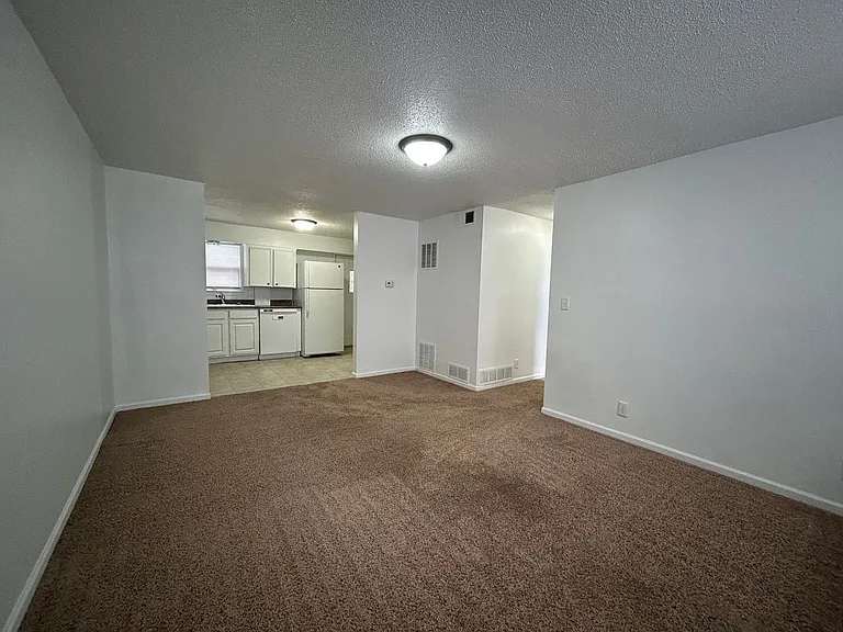223-229 Morgan St — Photo 5