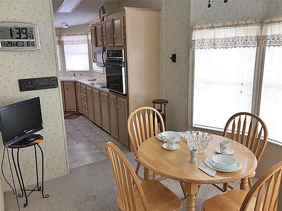 4th image of 26382 Savannah Dr #366