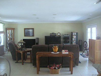 3rd image of 1321 Pebble Springs Ln