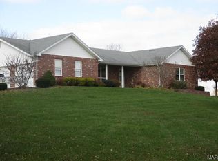 302 Majestic Ln, Moscow Mills, MO 63362