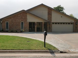 2717 Oak Ridge Rd, Enid, OK 73703