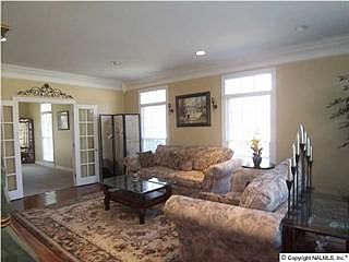 5th image of 2889 Hampton Cove Way SE