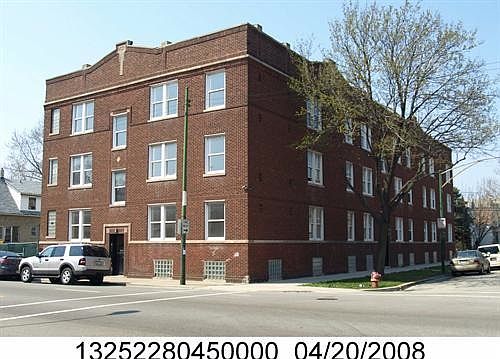 1st image of 2500 W Diversey Ave