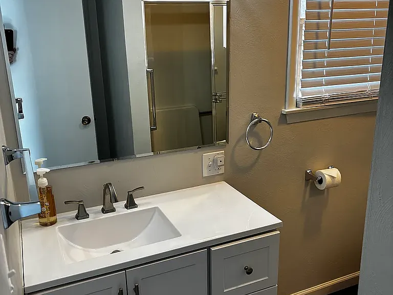 573 Steel Ave — Photo 15