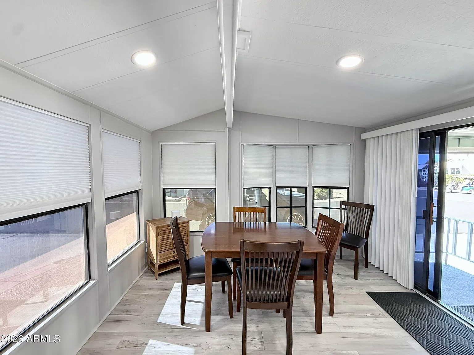 2 bed, 1.0 bath, 1028 sqft, $1,500 — Photo 3