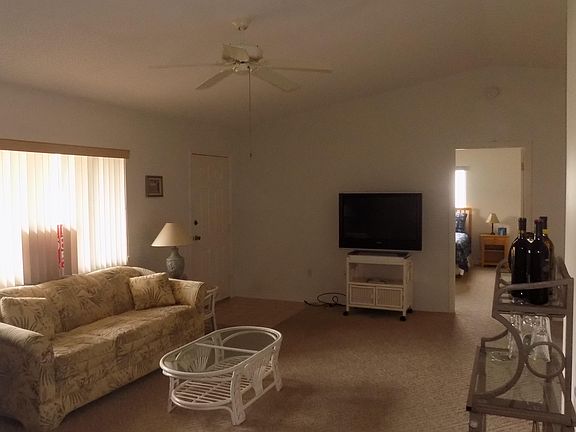 5th image of 17353 SE 98th Cir