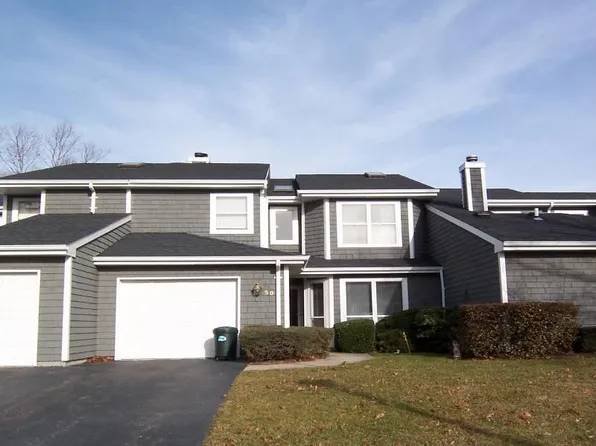 50 Madder Lake Cir, Commack, NY 11725