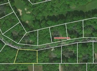 63 Country Club Ct, Charlevoix, MI 49720