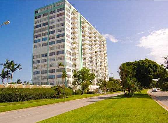 4th image of 2100 Sans Souci Blvd #Penthouse D2