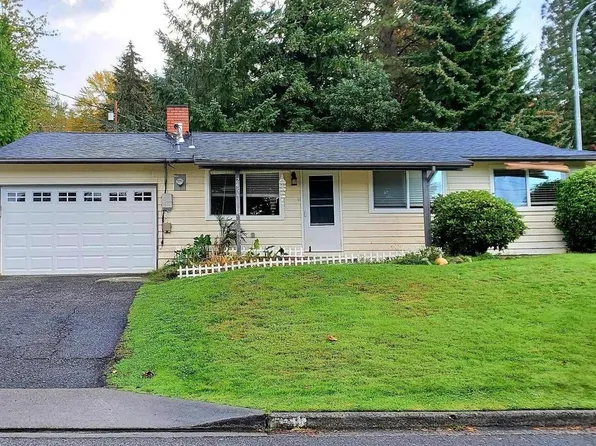 2454 137th Ave SE, Bellevue, WA 98005