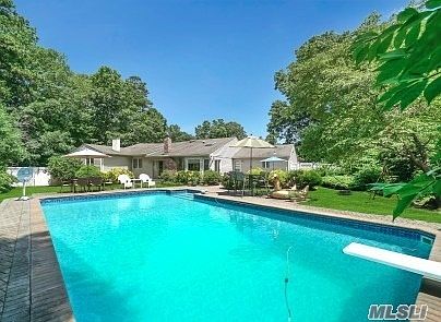 3rd image of 36 Enfield Ln