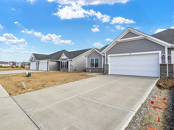 2nd image of 137 Maxim Ct