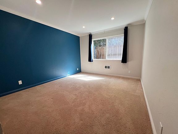 5th image of 99 E Middlefield Rd APT 23