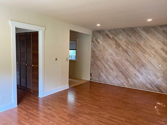 Living Room - East Facing