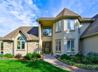 2436 NW Valley View Dr, Lees Summit, MO 64081