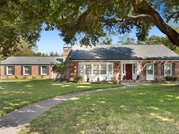 1415 11th St, Lake Charles, LA 70601