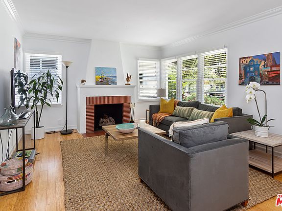 5th image of 3613 Ashwood Ave