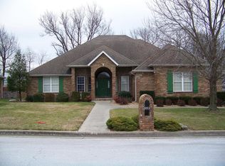 502 N Gasconade Ct, Nixa, MO 65714