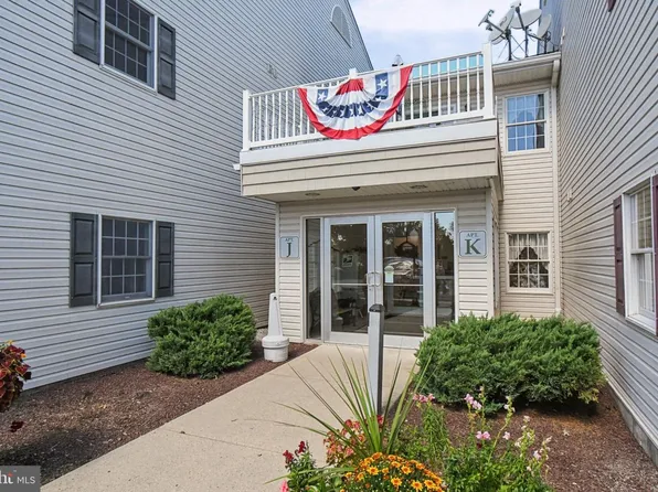 2461 E High St #Li, Pottstown, PA 19464