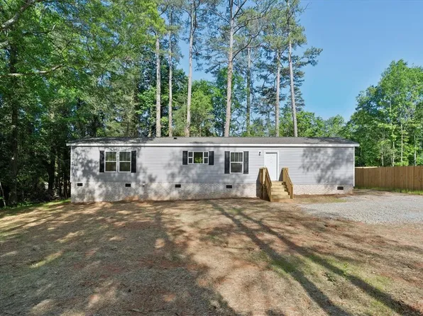 289 N Davis Dr, Fair Play, SC 29643