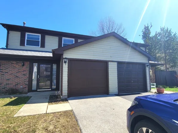 3945 Port Dr, Hanover Park, IL 60133