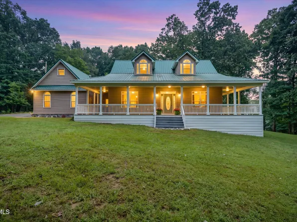 149 Plazz Ave, Johnson City, TN 37601