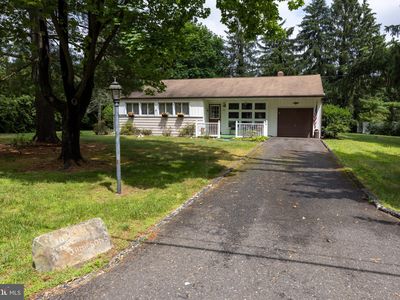 30 Summit Ave, Berlin, NJ, 08009