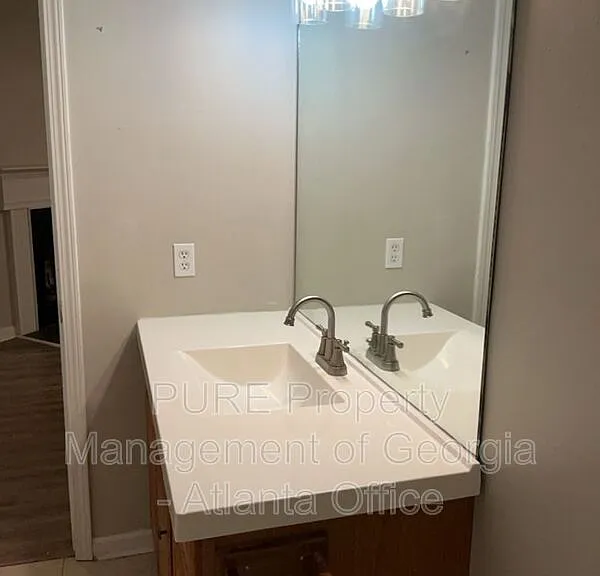 2394 Leeward Ct — Photo 11