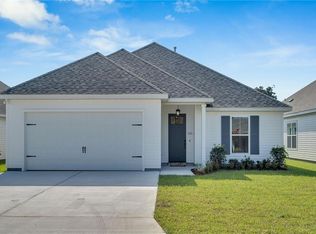 321 Wanda St, Luling, LA 70070