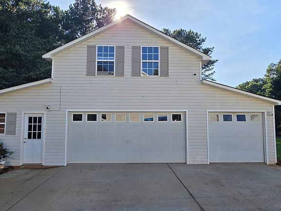 4th image of 1016 Hamilton Dr