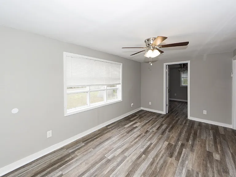 209 Testament Ln — Photo 24