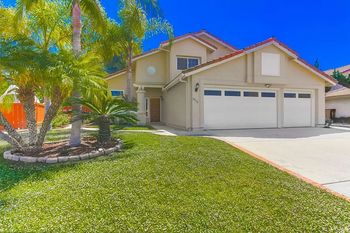 Building Photo - 10730 Carillon Ct