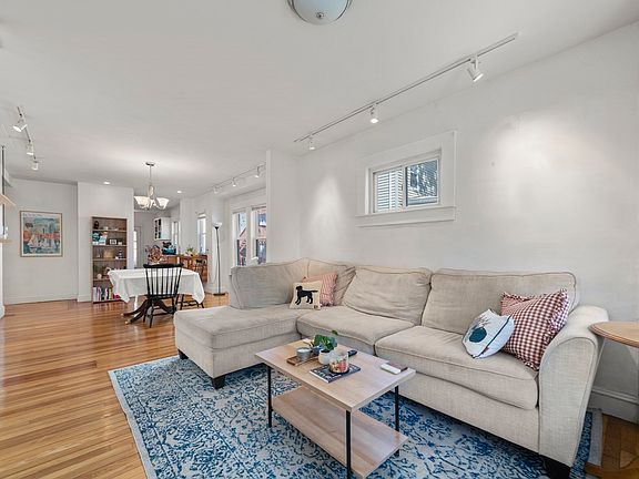 4th image of 39-41 Westford St