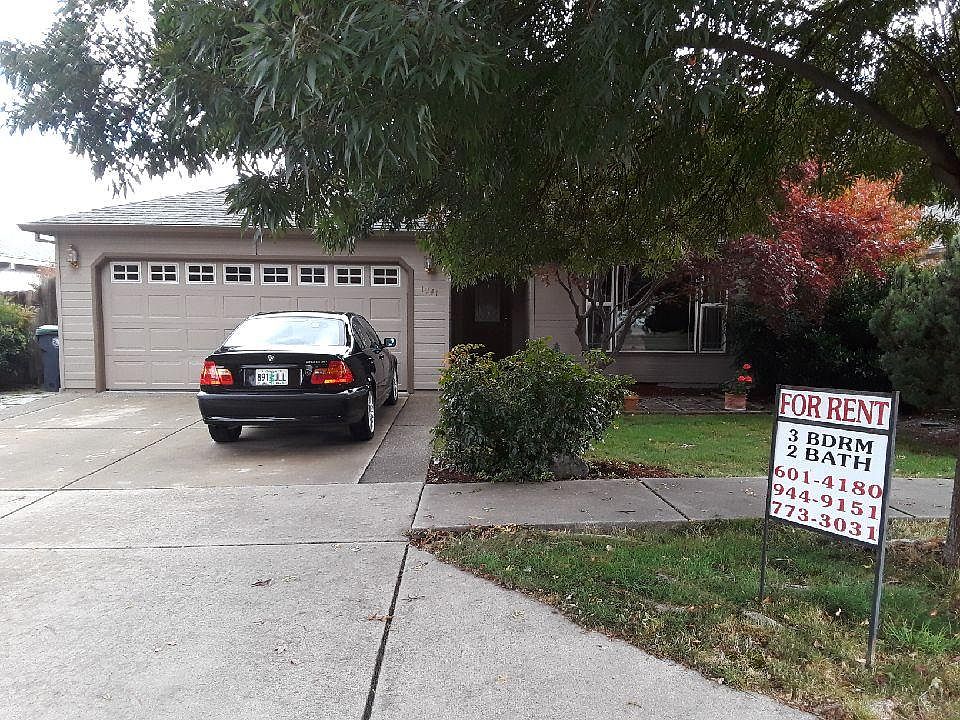 2nd image of 1941 McKenzie Dr