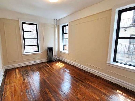 5th image of 19 E 18th St #B7